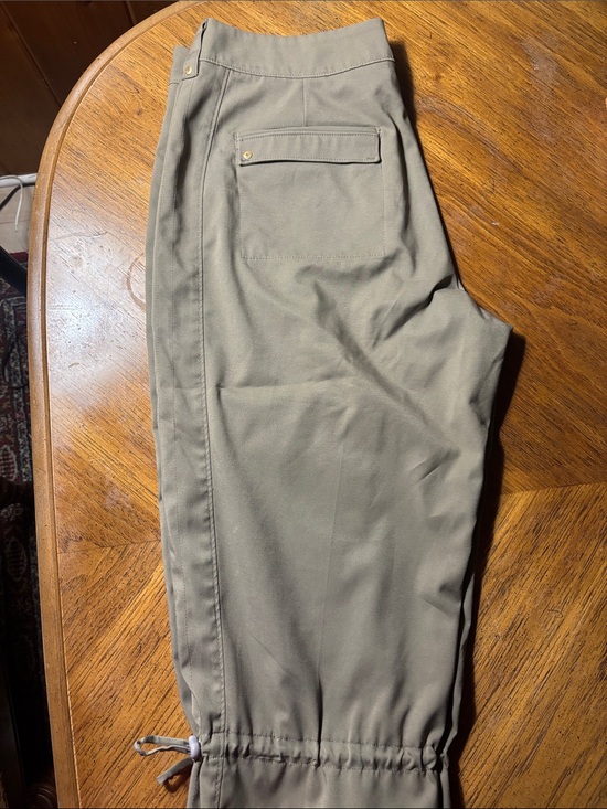 Tail Pants - Tail Women's Cargo Shorts in Taupe